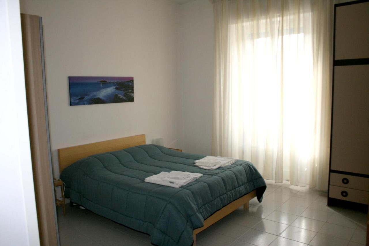 2 Bedrooms Appartement At Pescara 300 M Away From The Beach With Balcony And Wifi Exterior photo