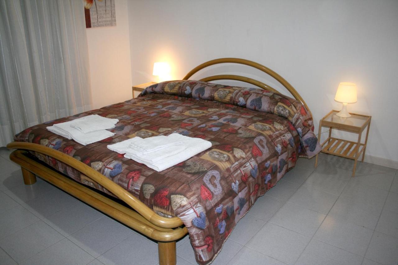 2 Bedrooms Appartement At Pescara 300 M Away From The Beach With Balcony And Wifi Exterior photo