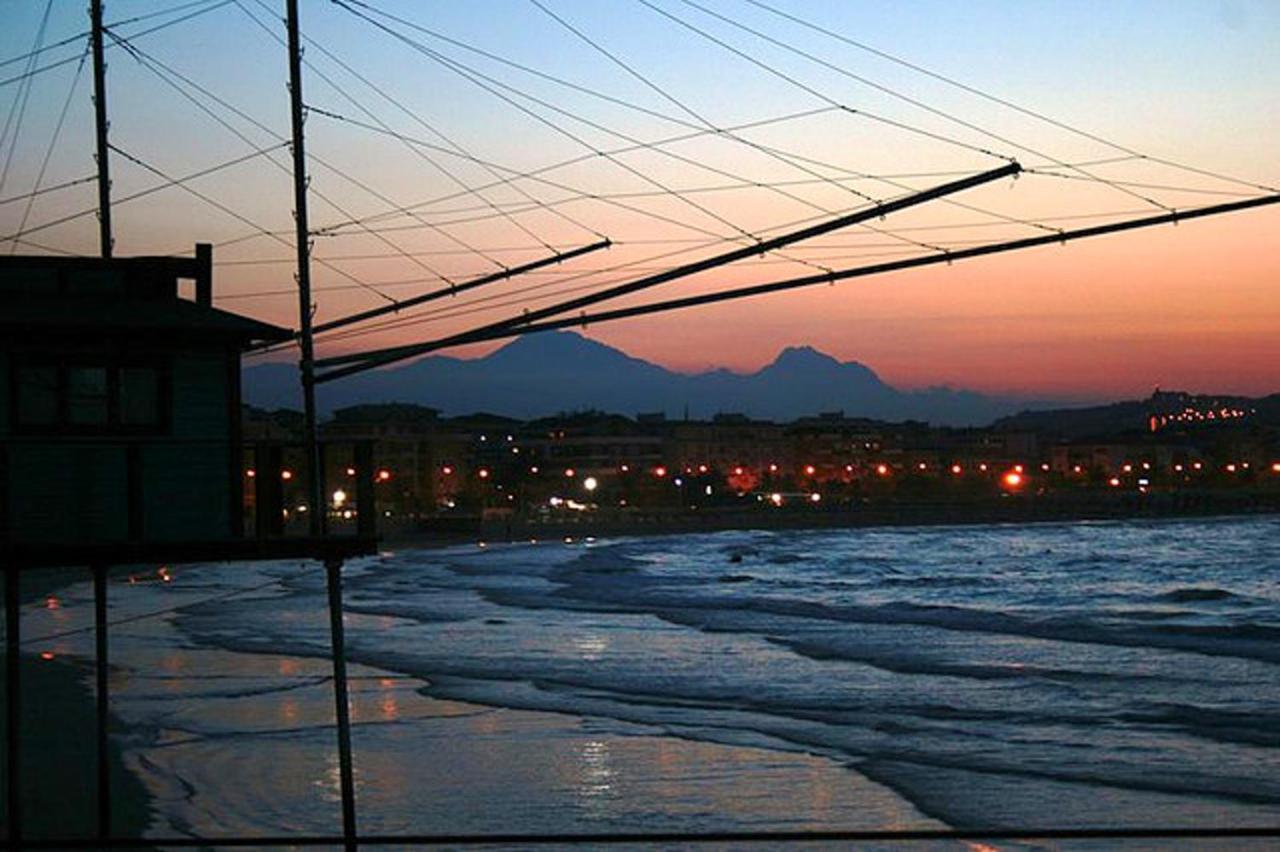2 Bedrooms Appartement At Pescara 300 M Away From The Beach With Balcony And Wifi Exterior photo
