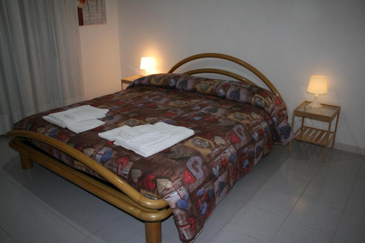 2 Bedrooms Appartement At Pescara 300 M Away From The Beach With Balcony And Wifi Exterior photo